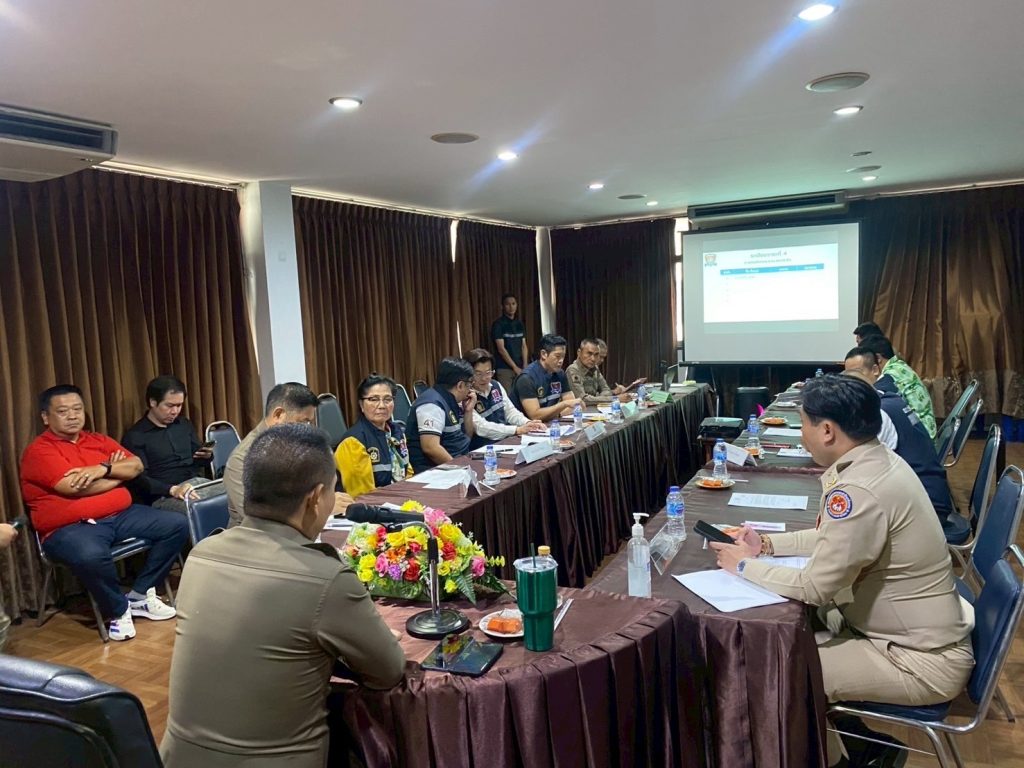 พ.ต.อ.ปริญญา ทองมา ผกก.สภ.ประตูน้ำจุฬาลงกรณ์ เป็นประธานในที่ประชุม ชี้แจงแนวทางการปฏิบัติ, ชี้แจงหน้าที่และอำนาจ กต.ตร. ตามระเบียบ ก.ต.ช.ว่าด้วย กต.ตร.พ.ศ.2567, รายงานผลการปฏิบัติต่างๆ ที่ผ่านมา